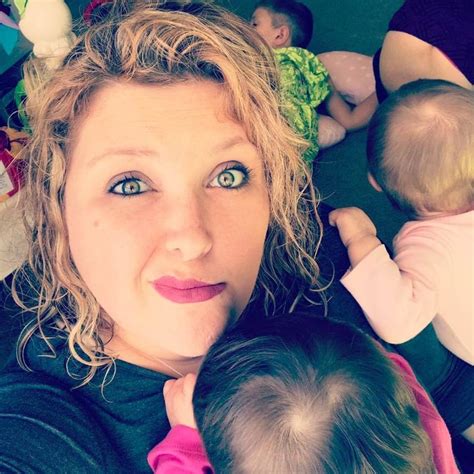 31 Heartwarming Single Mom Selfies That Deserve All The Likes Huffpost Life