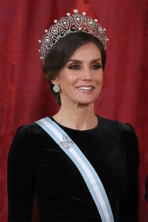 Queen Letizia Debuted Cartier Tiara With Something Old Regalfille