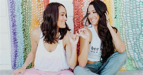 Nikki And Brie Bella Are Hoping To Get Pregnant At The Same Time