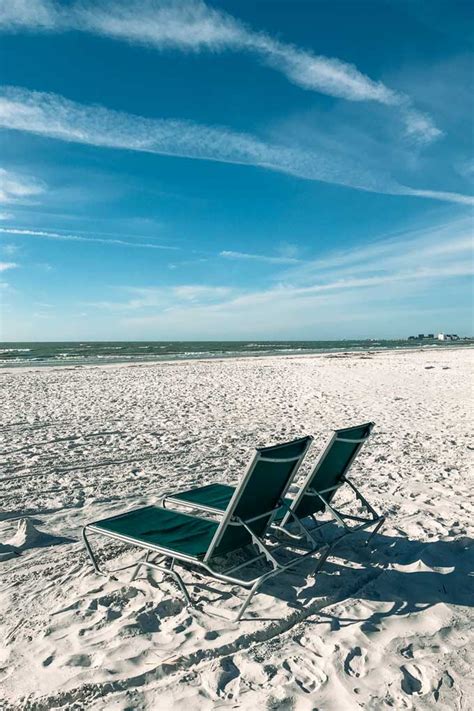 The 10 Best Shelling Beaches In Florida Coastal Wandering
