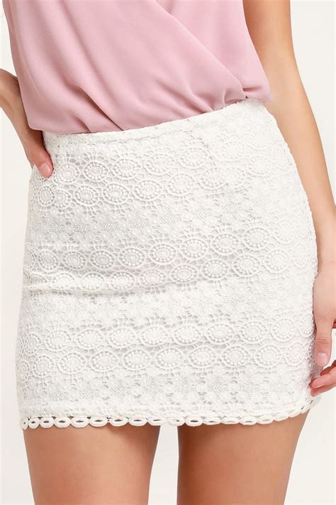 Lulus Cuter Than You White Crochet Lace Mini Skirt Size Large 100