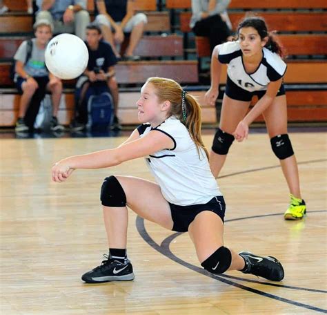 See full list on volleyballadvice.com Understanding the Positions in Volleyball - Better At ...