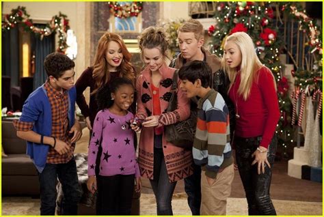 Good Luck Jessie NYC Christmas Airs Tomorrow Photo Photo Gallery Just Jared Jr