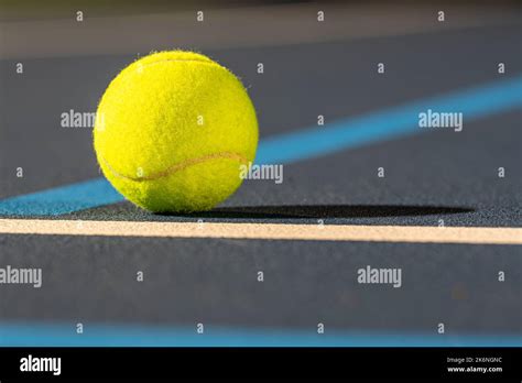 Fitness under lights hi-res stock photography and images - Alamy