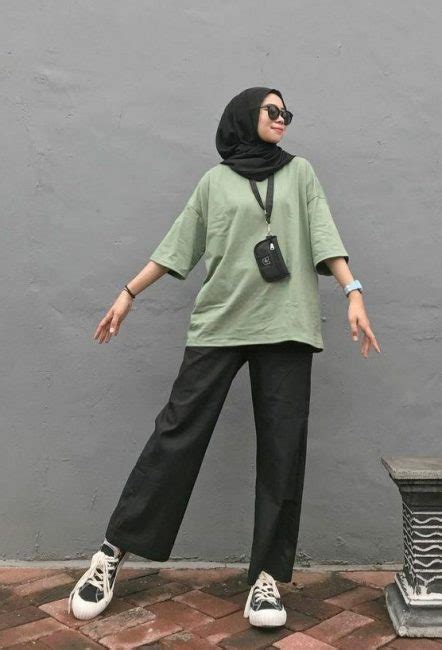 12 Ootd Hijab Kombinasi Kaos Oversize Simple Tapi Keren