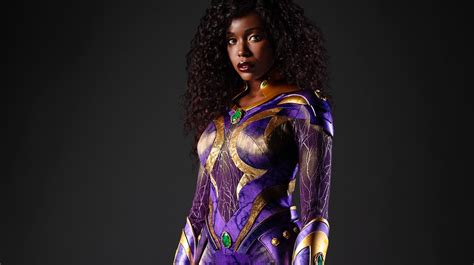 First Look Anna Diop Suits Up As Titans Starfire Dc