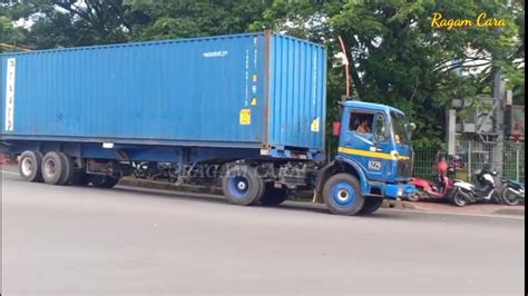 truk tronton truk kontainer  lintas padat kendaraan panjang