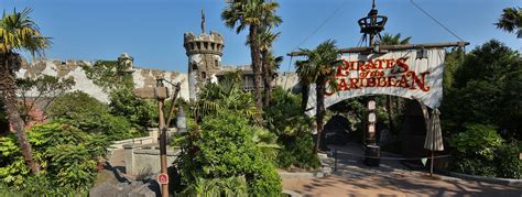 Interactive map highlighting all the key amenities and attractions in disneyland paris. Pirates des Caraïbes: avant le cinéma et Jack Sparrow, c ...