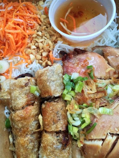 True vietnamese food is based on simply mixing lean meat and seafood with lots of fresh vegetables. Sunflower Authentic Vietnamese Restaurant - 120 Photos ...