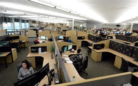 Obamacare California Call Center Prepares For Influx Of 4000 Calls A