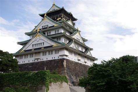 Inside osaka is an online osaka travel guide. A Brief History of Osaka Castle
