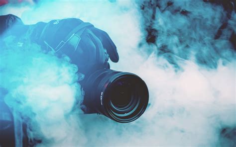 Wait until you see what we have put together in the photography category. Download wallpaper 3840x2400 camera, photographer, smoke ...