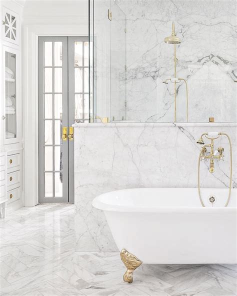 10 Gorgeous Way To Use White Marble Tile For Bathroom Cement Tiles In