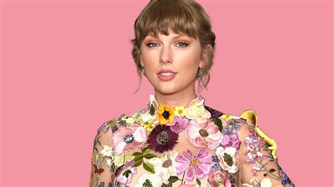 Stunning Taylor Swift Is Wearing Colorful Flowers Dress Standing In