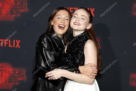 Millie bobby brown, gaten matarazzo, caleb mclaughlin and sadie sink appear live on gma to discuss the hit netflix series. Actresses Millie Bobby Brown and Sadie Sink - Stock Editorial Photo © PopularImages #171216746