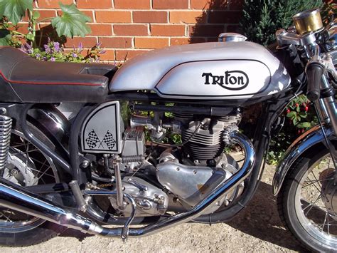 Triton 650 Triumph Norton Classic Cafe Racer1955
