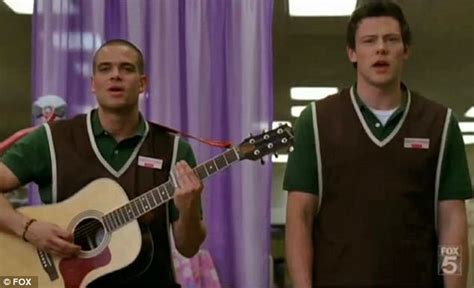 Haunting Final Duet Between Mark Salling And Cory Monteith Daily Mail Online