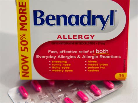 Growing Number Of Doctors Warn Benadryl Is Less Safe Than Newer