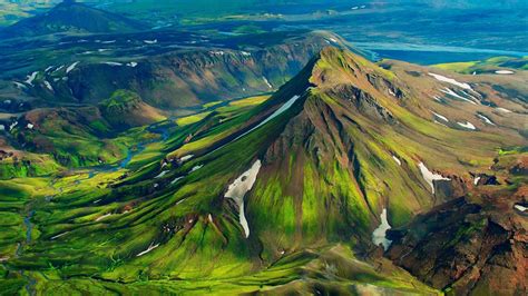 Green Mountain In Iceland Backiee
