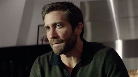 Jake Gyllenhaal Is Remaking A Badass Patrick Swayze Movie For Amazon