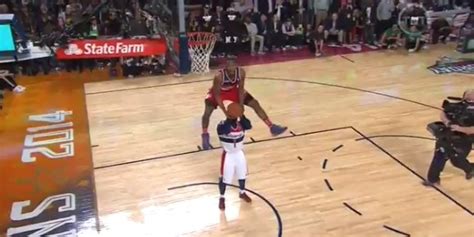 John Wall Only Needed One Dunk To Sort Of Win The Bizarro 2014 Nba Dunk