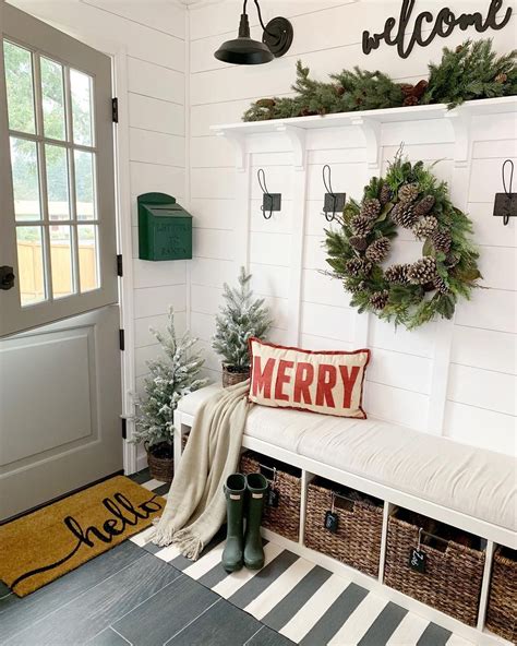 19 Amazing Christmas Entryway Ideas Farmhouse Style And More