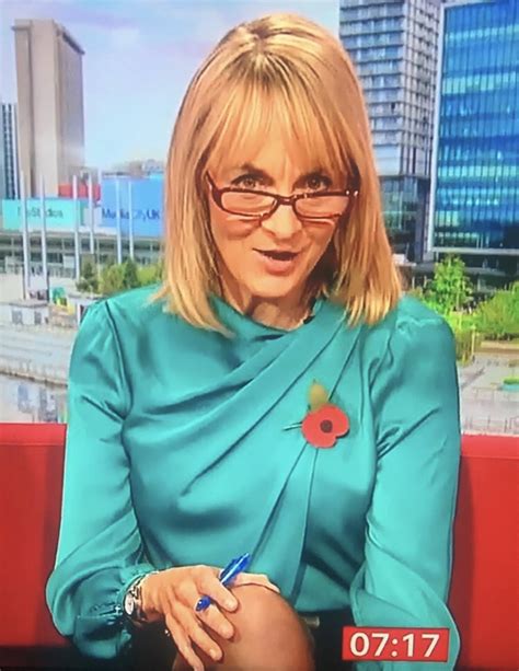 Louise Minchin Sexy Milf Loves Watching Us Wank Over Her Porn Pictures