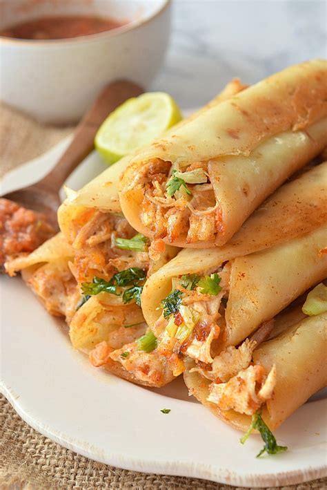Best Mexican Taquitos With Shredded Chicken Savory Bites Recipes A