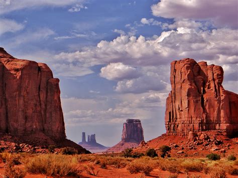 Watch The Unique Rock Formations At Monument Valley Video Incl World Wanderista