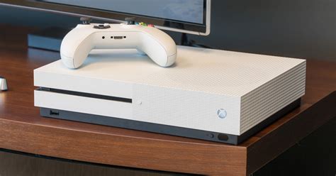 Xbox One Vs Xbox One S Is A Mid Tier Upgrade Worth Your Money