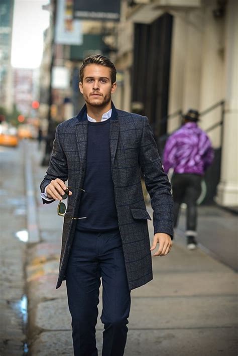 40 Classy Yet Casual Business Outfits For Men