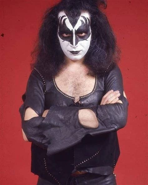 Kiss Pictures Rare Pictures Big Kiss Kiss Me Gene Simmons Bass 00s
