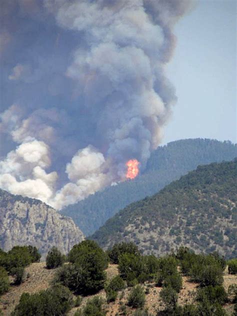 New Mexico Fire Forces Evacuation Sends Smoke Statewide