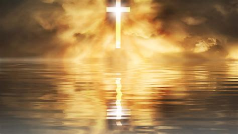 Lighting Cross Reflection On Water 4k Hd Jesus Wallpapers Hd