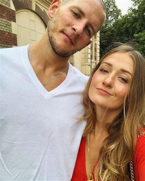 Bartosz Kurek i Anna Grejman zaręczyli się. Historia ...