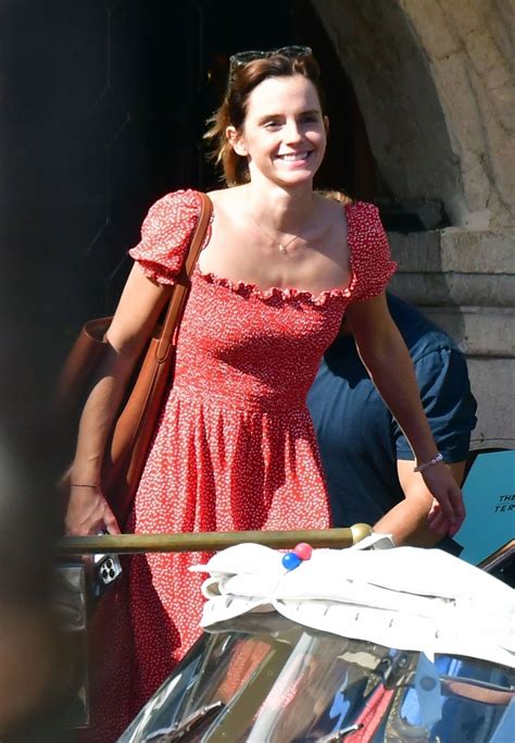 Emma Watson Spotted In Venice 12 Gotceleb