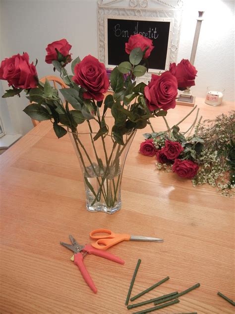 Inspired Ideas How To Arrange Long Stemmed Roses