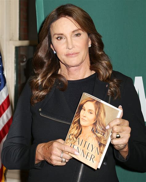 Caitlyn Jenner Reveals She Didn T Trust The Kardashians With