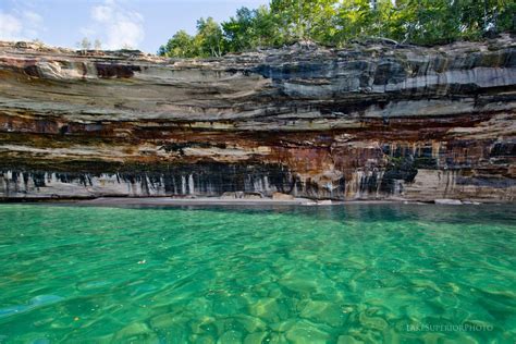 Munisings Famous Painted Rocks Along The Shoreline Of Lake Superior