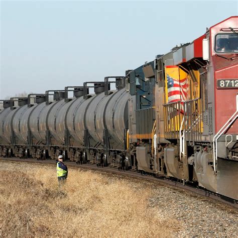 Crude By Rail Volumes Fall As Calgary Based Imperial Oil Cuts Alberta