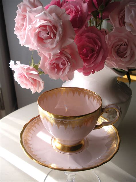 Vintage Pink And Goldlovely Tea Cups Diy Pink Tea Cups