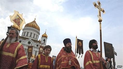 Russian Orthodox Church Defiant Over Pussy Riot Trial Bbc News