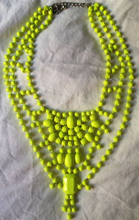 Neon Necklace | Neon jewelry, Neon necklace, Necklace