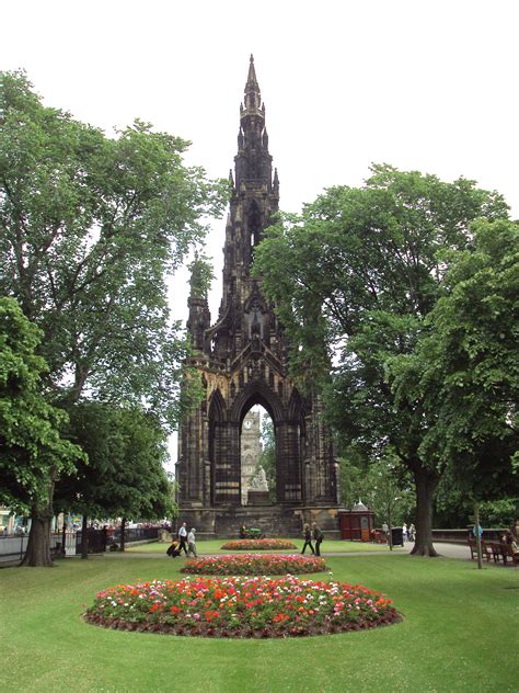 Filegardens Princes Street Edinburgh Dsc06170 Wikimedia Commons