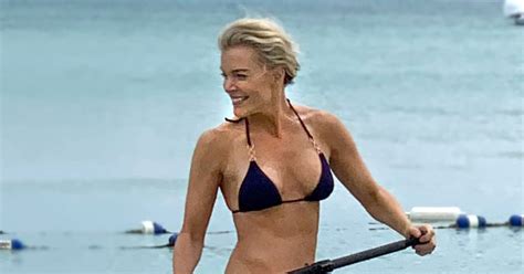 Megyn Kelly Shows Off Her Bikini Body At During Family S Easter Vacation In The Bahamas