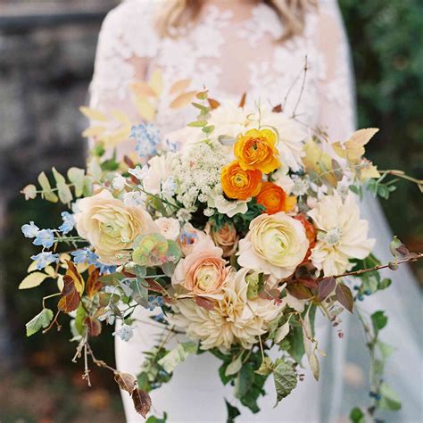 47 Beautiful Bouquets For A Fall Wedding