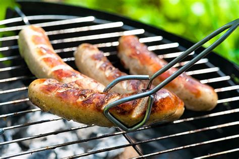 Bratwurst Grillen Mit Gasgrill Flyfishingtm