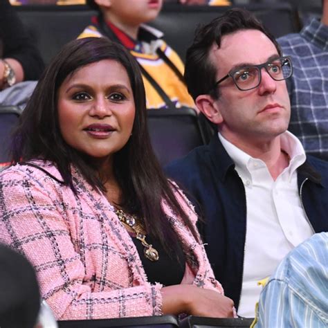 Mindy Kaling And Bj Novaks Basketball Outing Has Us Missing Their