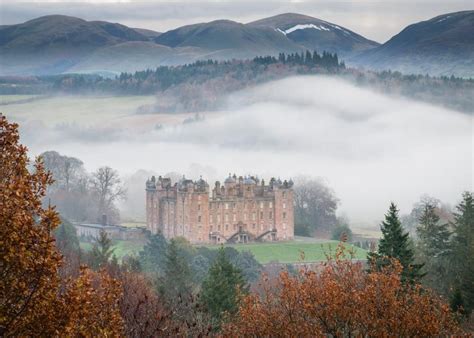 Scottish Castles And Houses Malcolm Macgregor