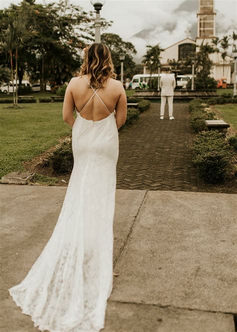 Costa Rica Waterfall Elopement At La Fortuna Falls Wandering Weddings